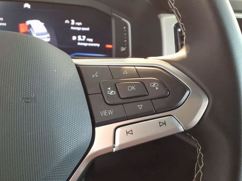 Certified 2023 Volkswagen Atlas Cross Sport SE w/ Panoramic Sunroof Package AWD/4WD image 16