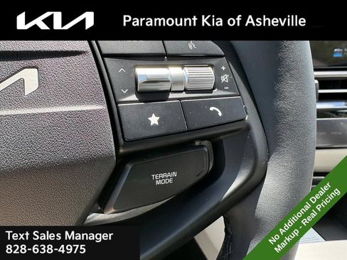 New 2026 Kia Sportage EX AWD/4WD image 12