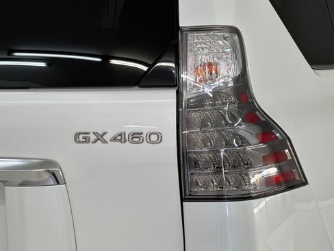 Used 2021 Lexus GX 460 Premium w/ Premium Plus Package AWD/4WD image 30