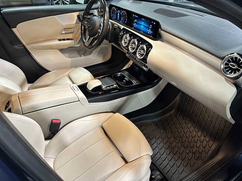 Used 2021 Mercedes-Benz A 220 A 220 image 11