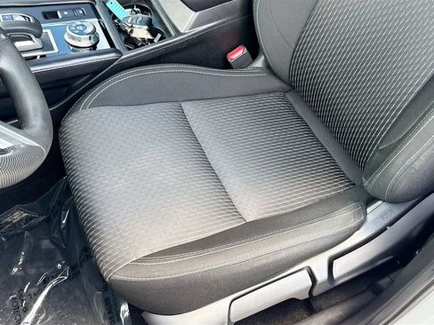 Used 2024 Mitsubishi Outlander ES FWD image 19