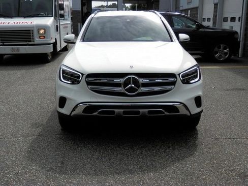 Used 2022 Mercedes-Benz GLC 300 4MATIC image 3