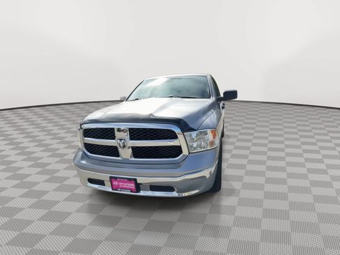Used 2023 RAM 1500 Classic SLT AWD/4WD image 3