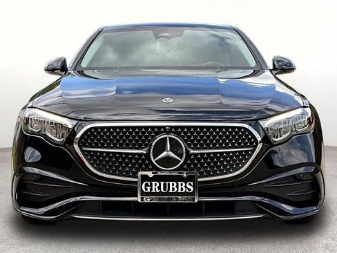 Used 2025 Mercedes-Benz E 350 Sedan image 4