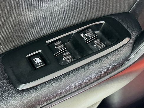 Used 2019 Ford Ranger XLT w/ Equipment Group 301A Mid image 19