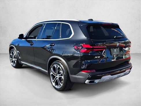 Used 2026 BMW X5 xDrive40i AWD/4WD image 9