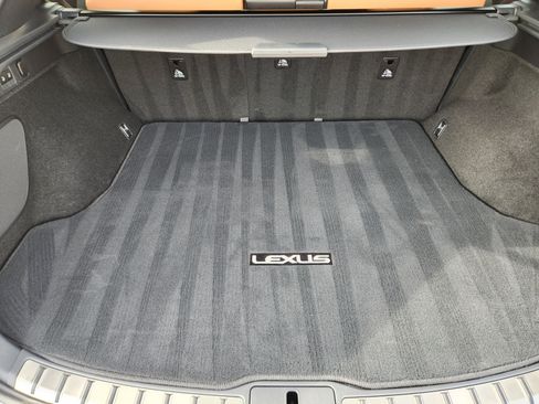 Certified 2025 Lexus RX 350 Premium Plus w/ Accessory Package (Z1) image 39