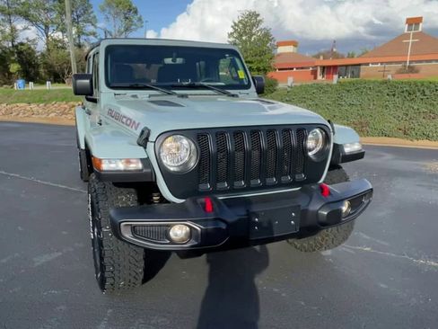 Used 2023 Jeep Wrangler Unlimited Rubicon w/ Cold Weather Group image 3
