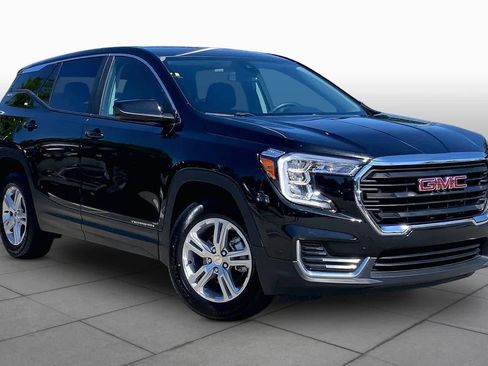 Used 2024 GMC Terrain SLE AWD/4WD image 3