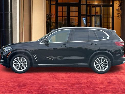 Used 2020 BMW X5 sDrive40i w/ Premium Package image 3