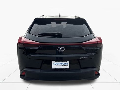 Used 2021 Lexus UX 250h w/ Premium Package image 9