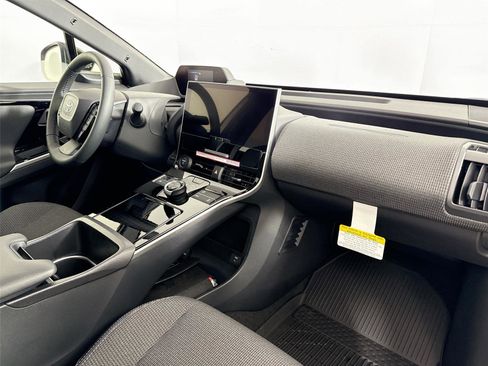 Used 2024 Toyota bZ4X XLE image 56