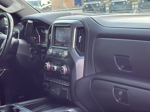 Used 2023 GMC Sierra 3500 Denali w/ Denali Ultimate Package AWD/4WD image 30