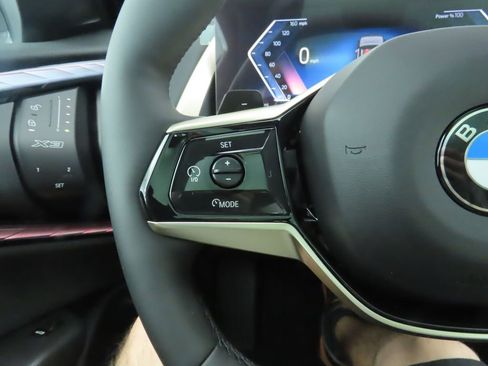 Used 2025 BMW X3 xDrive30i w/ Premium Package image 11