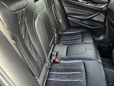 Used 2017 BMW 540i xDrive image 48