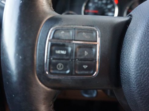 Used 2016 Jeep Wrangler Unlimited Rubicon w/ Connectivity Group AWD/4WD image 7