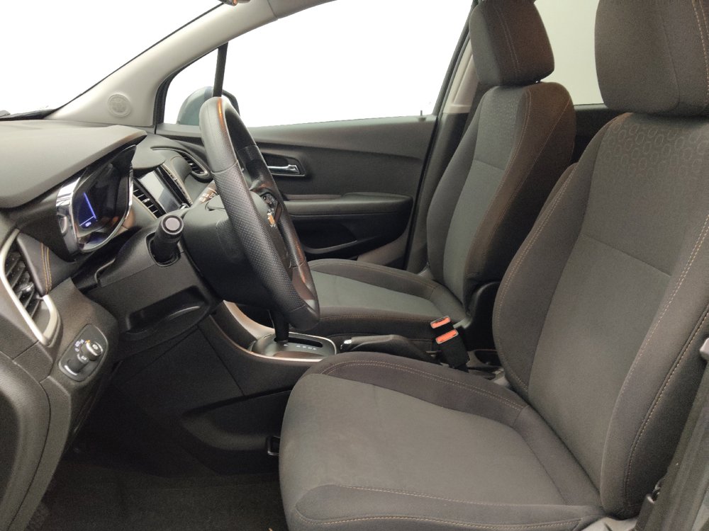 Used 2020 Chevrolet Trax LS w/ Tint and Cruise Package FWD image 17