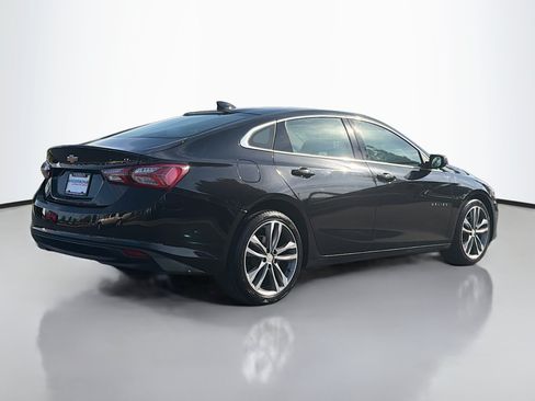 Used 2024 Chevrolet Malibu LT FWD image 2