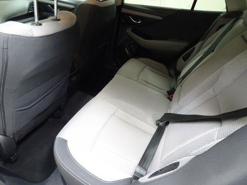 Used 2020 Subaru Outback Premium image 31