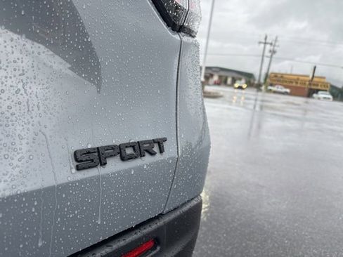 Used 2024 Honda HR-V Sport image 26
