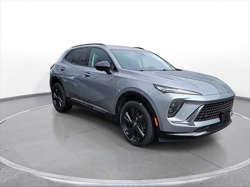 Used 2025 Buick Envision Sport Touring AWD/4WD image 2