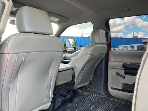 Used 2017 Ford F350 XL w/ Camper Package RWD image 10