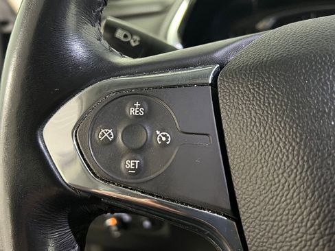 Used 2020 Chevrolet Traverse LT image 12