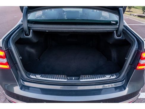 Used 2015 Kia Cadenza Premium image 16