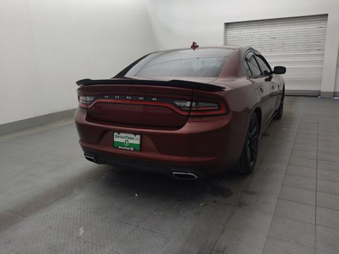 Used 2018 Dodge Charger SXT Plus w/ Blacktop Package image 7