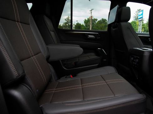 New 2026 Chevrolet Tahoe High Country AWD/4WD image 15