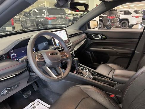 Used 2023 Jeep Compass Trailhawk w/ Trailhawk Elite Group AWD/4WD image 13