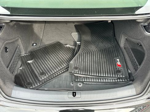 Used 2018 Audi S4 Premium Plus w/ Navigation Package image 21