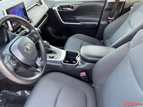 Certified 2025 Toyota RAV4 XLE AWD/4WD image 21