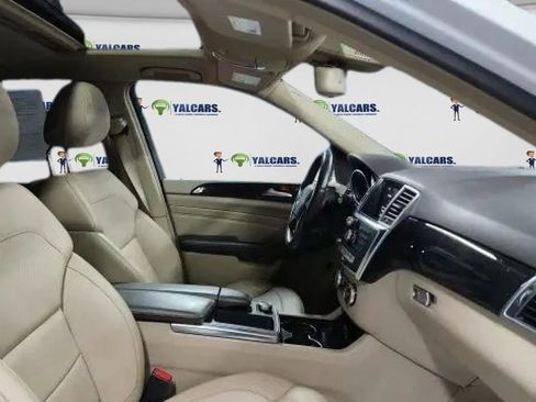 Used 2015 Mercedes-Benz ML 350 ML 350 4MATIC Sport Utility 4D w/ Premium 1 Package image 12