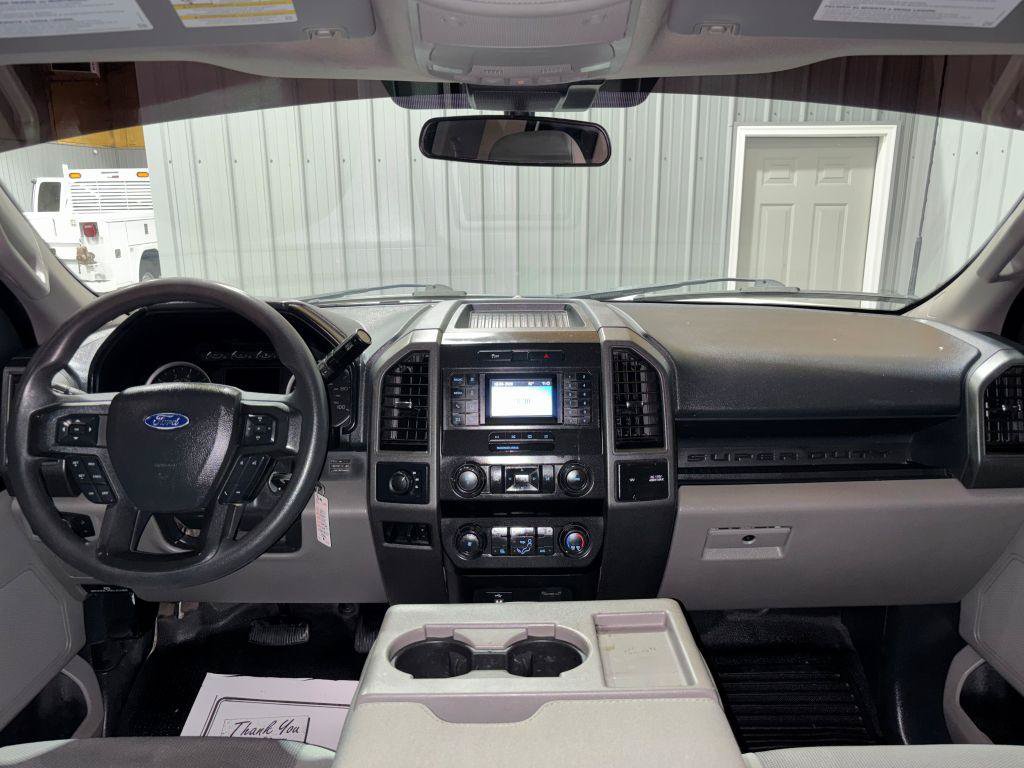 Used 2022 Ford F250 XL w/ Power Equipment Group AWD/4WD image 17