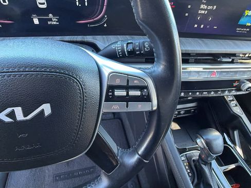 Used 2023 Kia Telluride EX w/ EX Captain's Chair Package FWD image 20