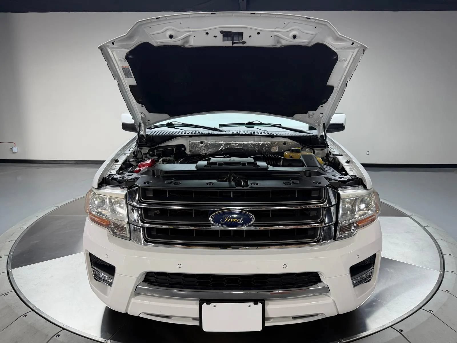 Used 2017 Ford Expedition EL Limited RWD image 11