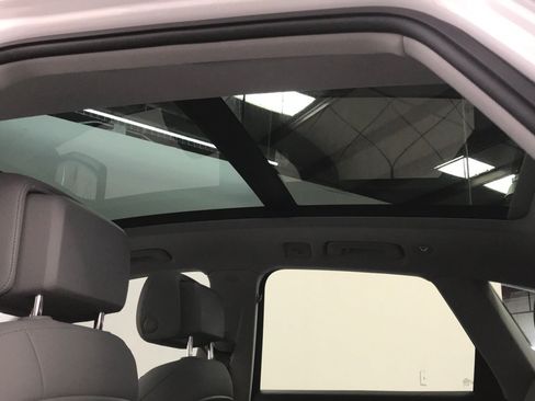 Used 2023 Audi Q5 2.0T Premium w/ Convenience Package AWD/4WD image 12