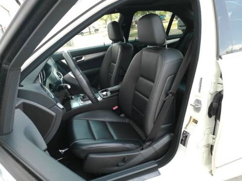 Used 2013 Mercedes-Benz C 300 4MATIC Sedan image 13