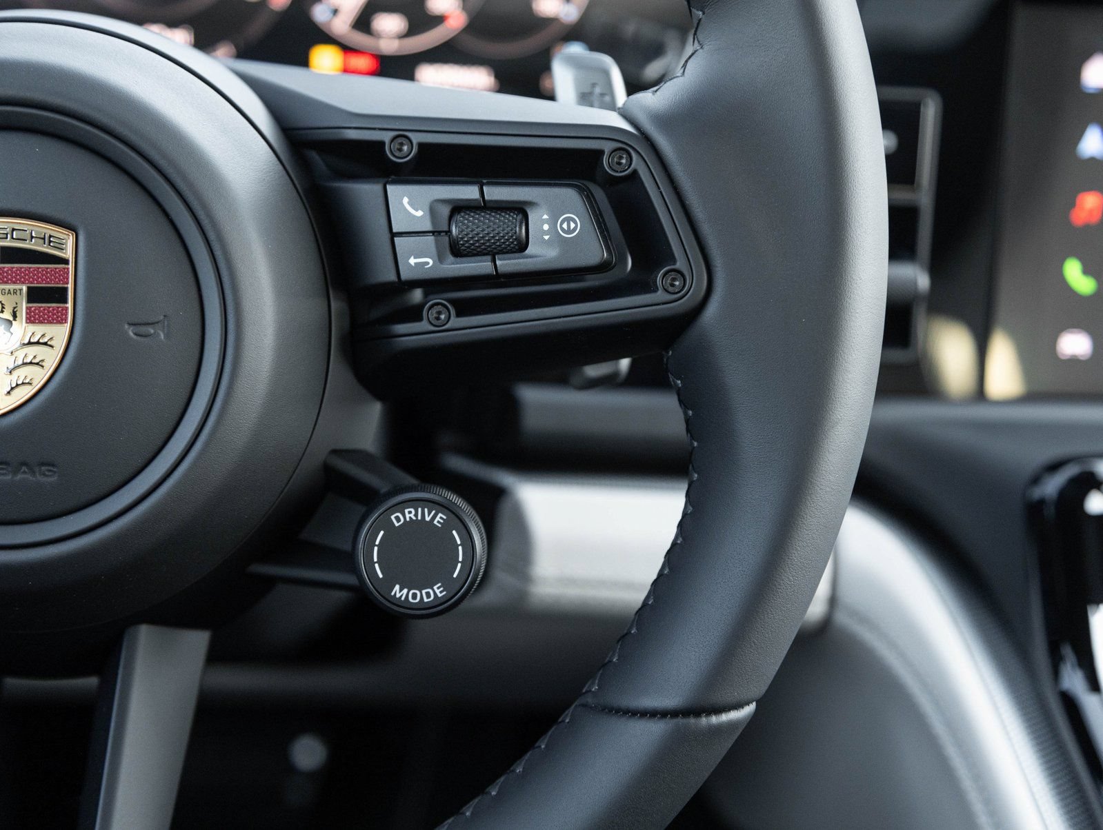 New 2026 Porsche Panamera 4 AWD/4WD image 16