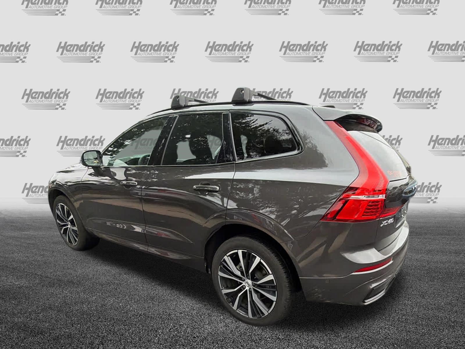 Certified 2025 Volvo XC60 B5 Plus AWD/4WD image 11