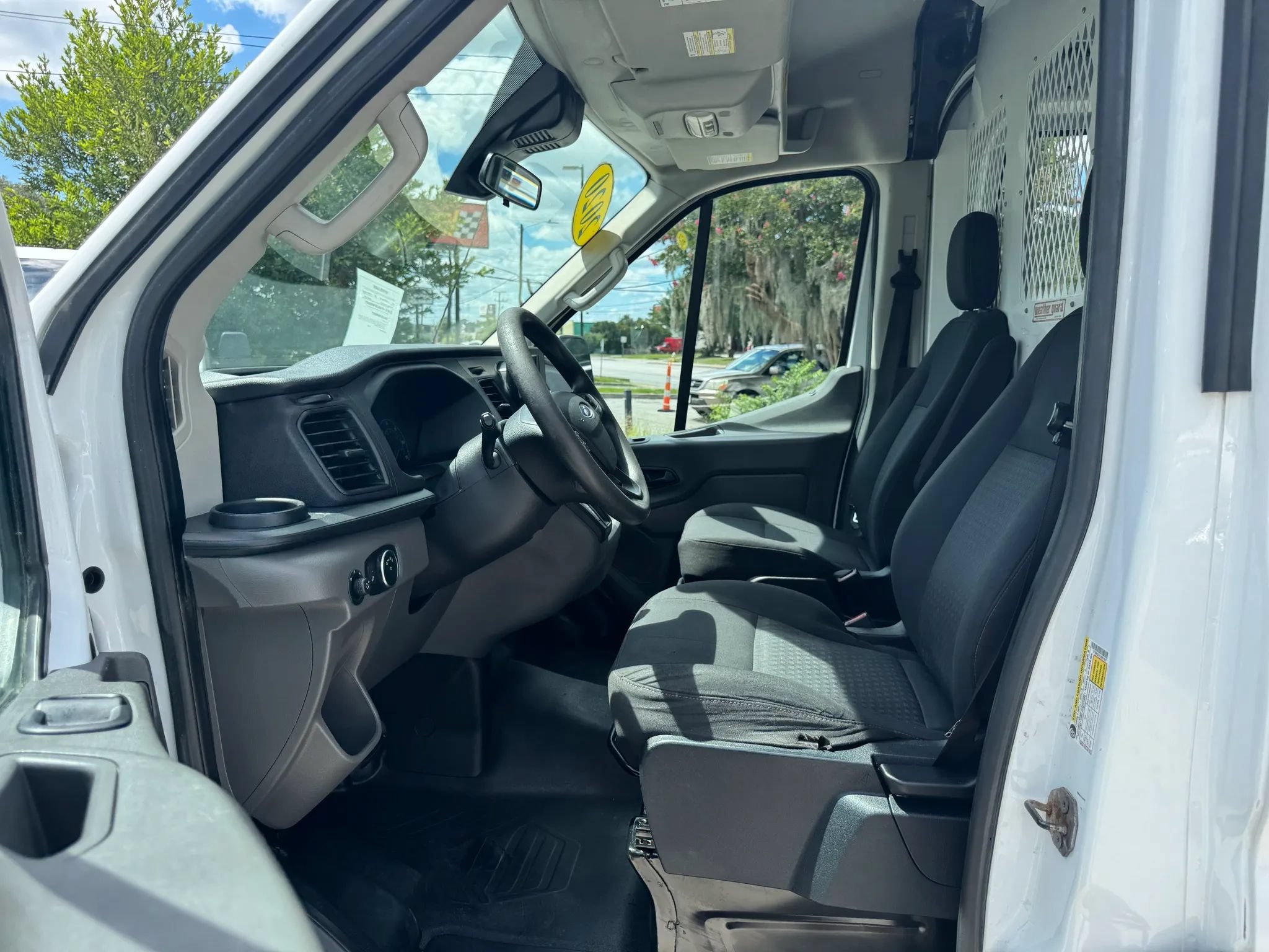 Used 2020 Ford Transit 250 Medium Roof AWD w/ Load Area Protection Package image 15