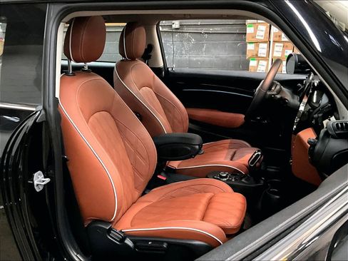 Used 2024 MINI Cooper SE image 10