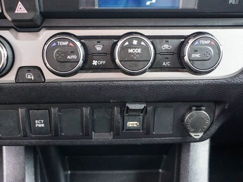 Used 2023 Toyota Tacoma SR image 16