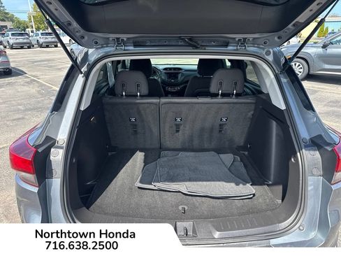 Used 2022 Chevrolet TrailBlazer LT AWD/4WD image 18