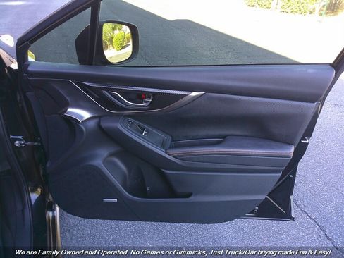 Used 2018 Subaru Crosstrek 2.0i Limited image 18