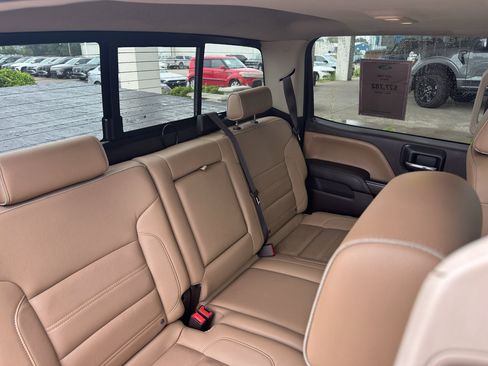 Used 2017 GMC Sierra 1500 Denali w/ Denali Ultimate Package AWD/4WD image 39