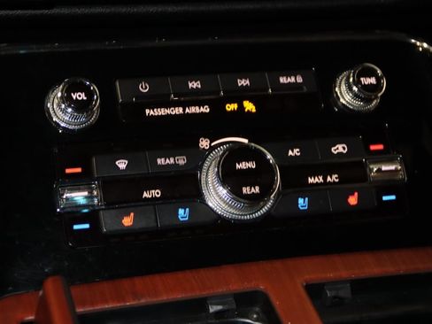 Used 2020 Lincoln Navigator L Reserve w/ Luxury Package image 47