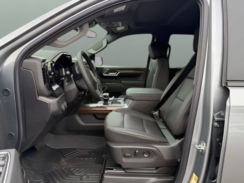 New 2026 Chevrolet Silverado 1500 LT w/ Z71 Off-Road Package AWD/4WD image 13