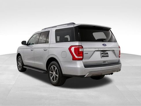 Used 2020 Ford Expedition XLT RWD image 5